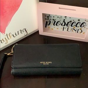 Henri Bendel Uptown Organizing Wallet